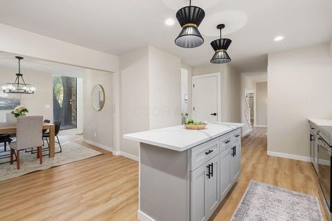 Tiny photo for 2687 Snouffer Road, Columbus, OH 43235 (MLS # 225037587)