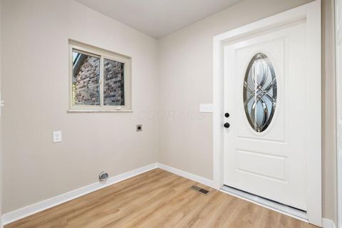 Tiny photo for 2687 Snouffer Road, Columbus, OH 43235 (MLS # 225037587)