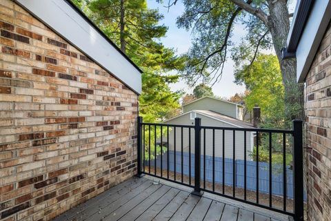 Tiny photo for 2687 Snouffer Road, Columbus, OH 43235 (MLS # 225037587)