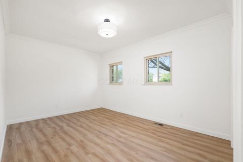 Tiny photo for 2687 Snouffer Road, Columbus, OH 43235 (MLS # 225037587)