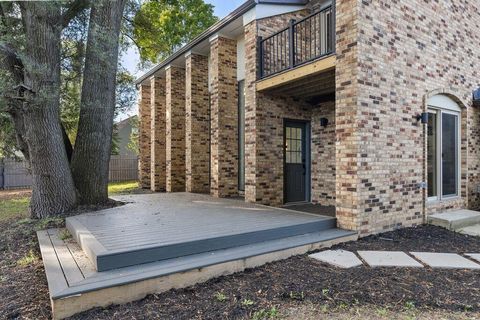 Tiny photo for 2687 Snouffer Road, Columbus, OH 43235 (MLS # 225037587)