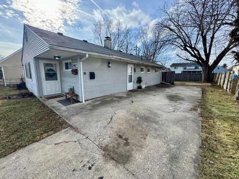 Photo of 2407 Marcia Drive, Columbus, OH 43211 (MLS # 226002818)