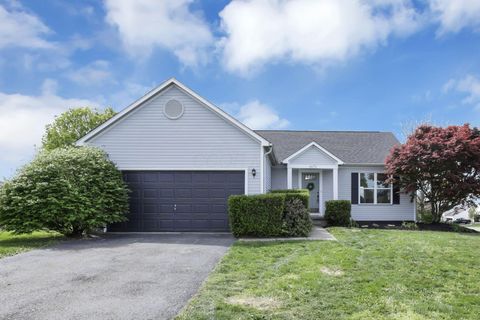 Photo of 1671 Early Spring Drive, Lancaster, OH 43130 (MLS # 226012240)
