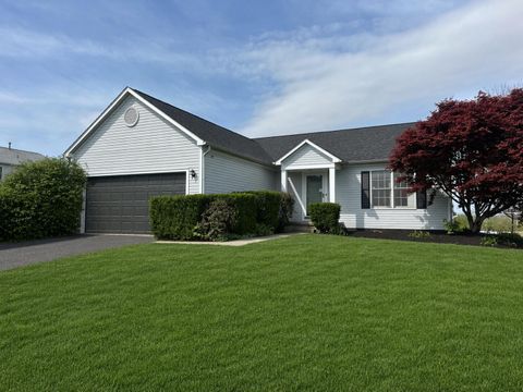 Photo of 1671 Early Spring Drive, Lancaster, OH 43130 (MLS # 226012240)