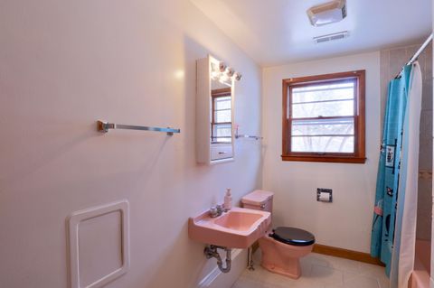 Tiny photo for 1281 E Allen Street, Lancaster, OH 43130 (MLS # 226000170)