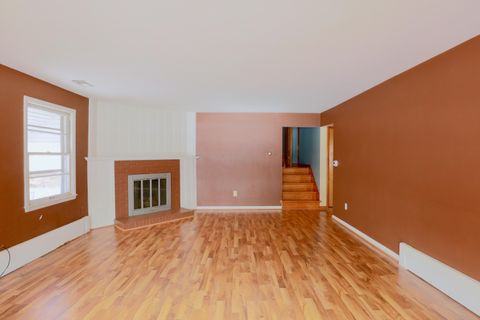 Tiny photo for 1281 E Allen Street, Lancaster, OH 43130 (MLS # 226000170)