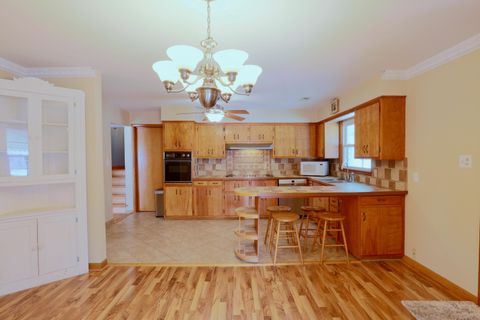 Tiny photo for 1281 E Allen Street, Lancaster, OH 43130 (MLS # 226000170)