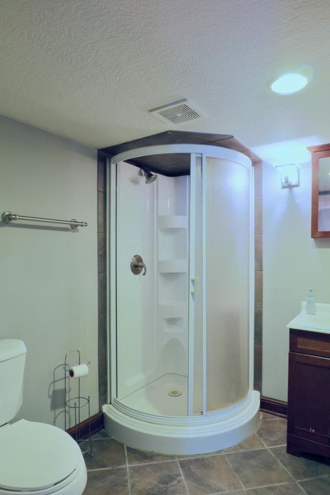 Tiny photo for 1281 E Allen Street, Lancaster, OH 43130 (MLS # 226000170)