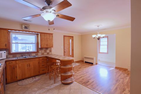 Tiny photo for 1281 E Allen Street, Lancaster, OH 43130 (MLS # 226000170)