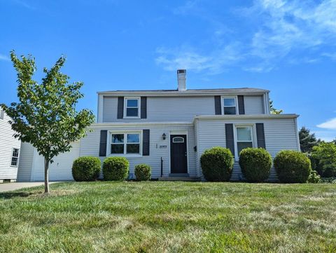 Photo of 2063 Inchcliff Road, Columbus, OH 43221 (MLS # 226025215)