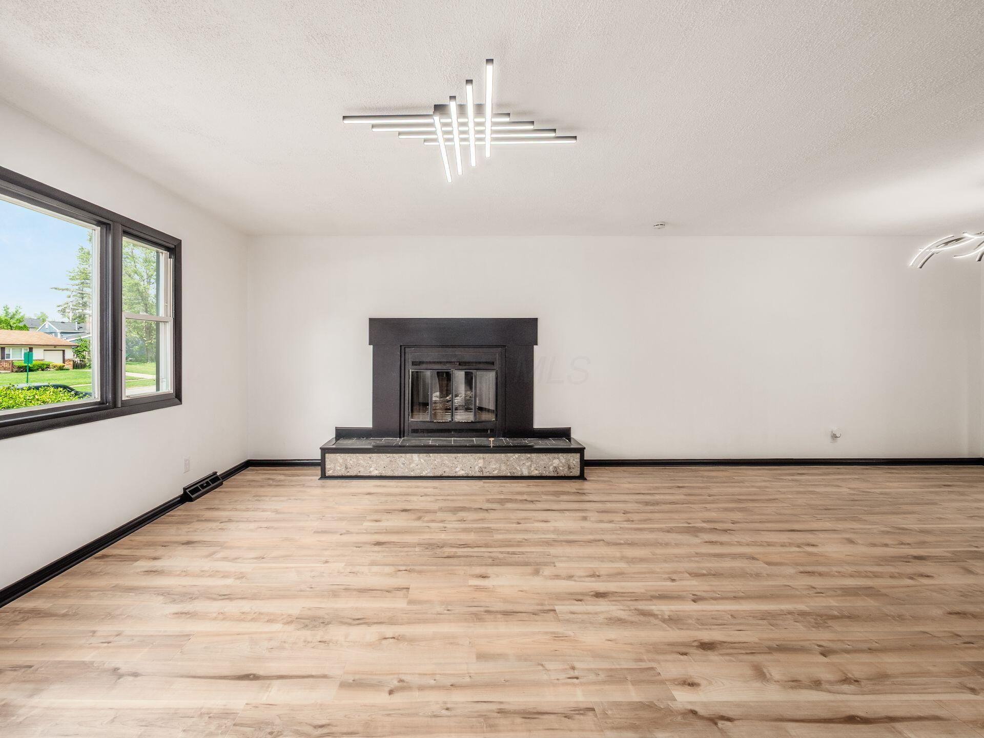 6737 Rocky Den Road, Reynoldsburg, Ohio image 9