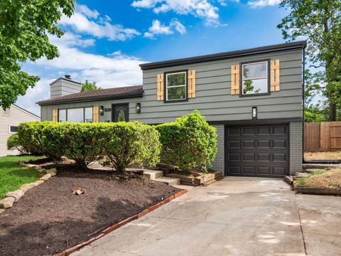 Photo of 6737 Rocky Den Road, Reynoldsburg, OH 43068 (MLS # 225017123)