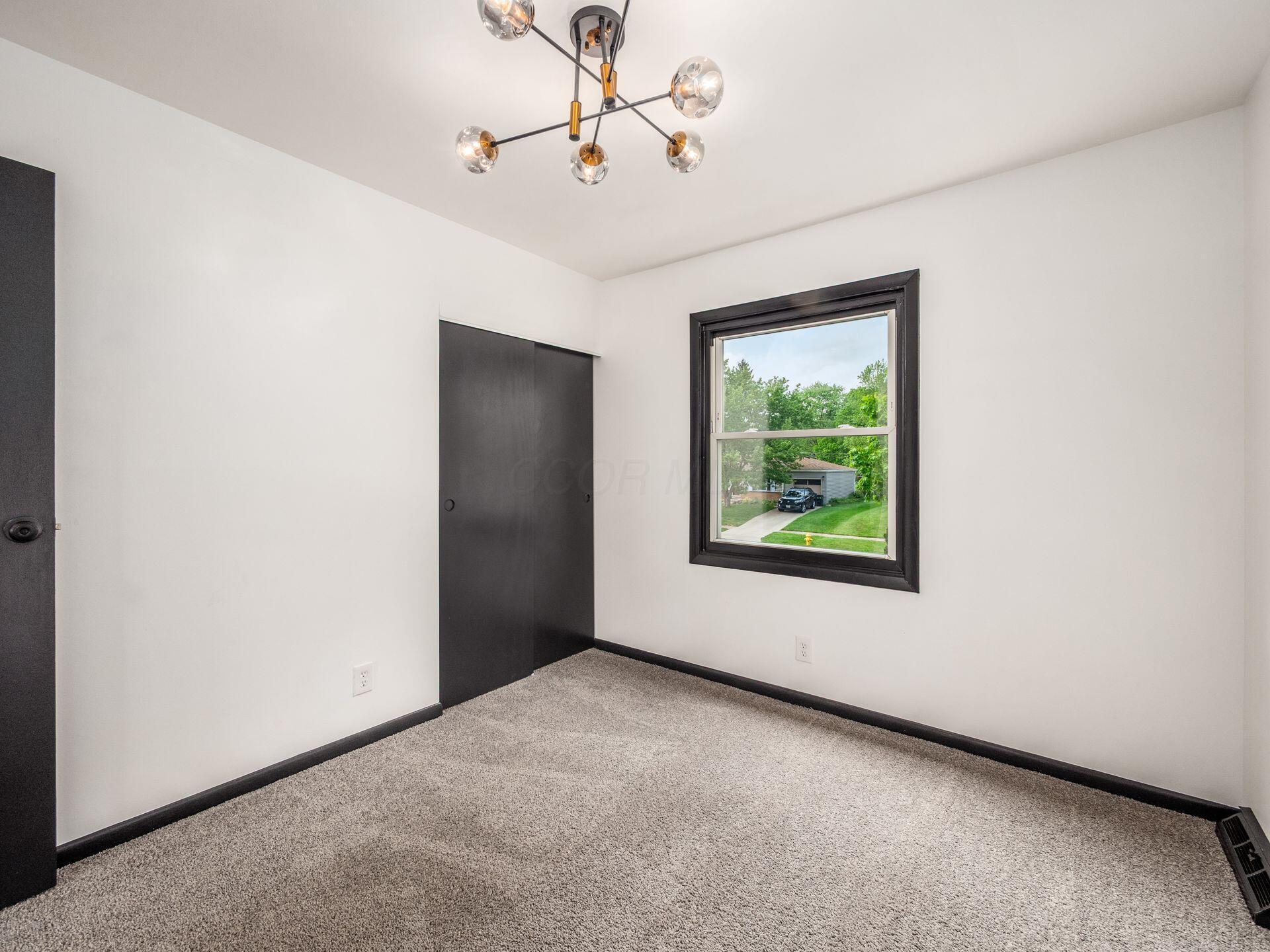 6737 Rocky Den Road, Reynoldsburg, Ohio image 31