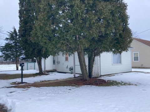 Photo of 176 Mound Street, London, OH 43140 (MLS # 226004368)