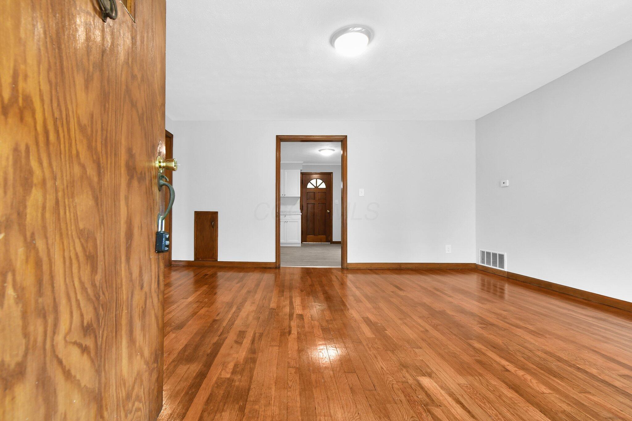1231 S Pickaway Street, Circleville, Ohio image 4