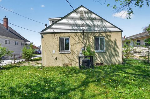 Photo of 56 Florence Avenue, Columbus, OH 43228 (MLS # 226012528)