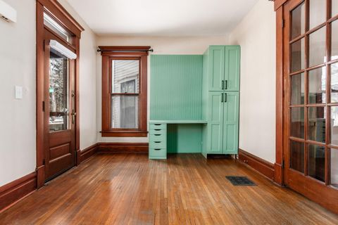 Photo of 415 W 5th Avenue, Columbus, OH 43201 (MLS # 226004105)