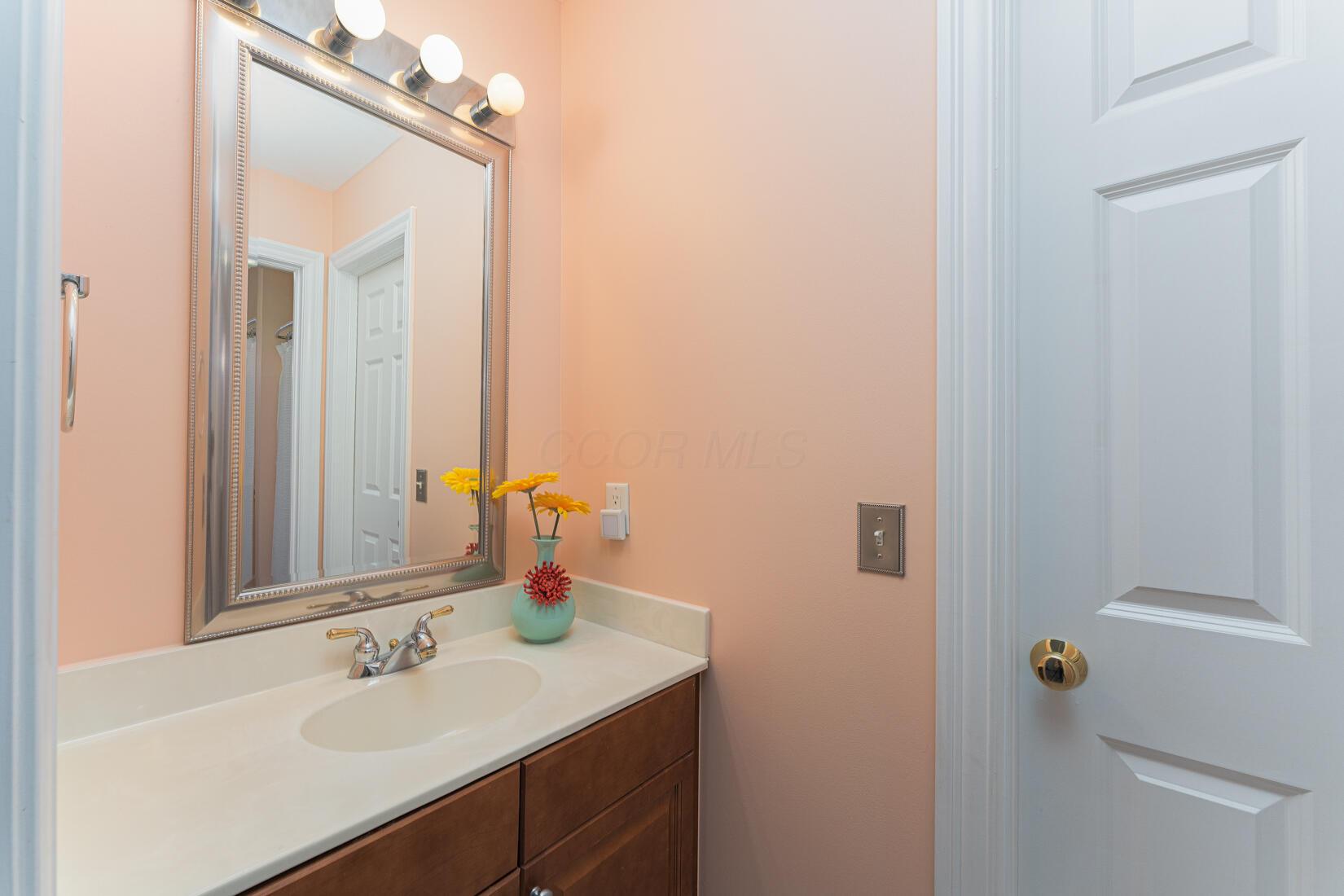 1338 Elkhorn Drive, Blacklick, Ohio image 36