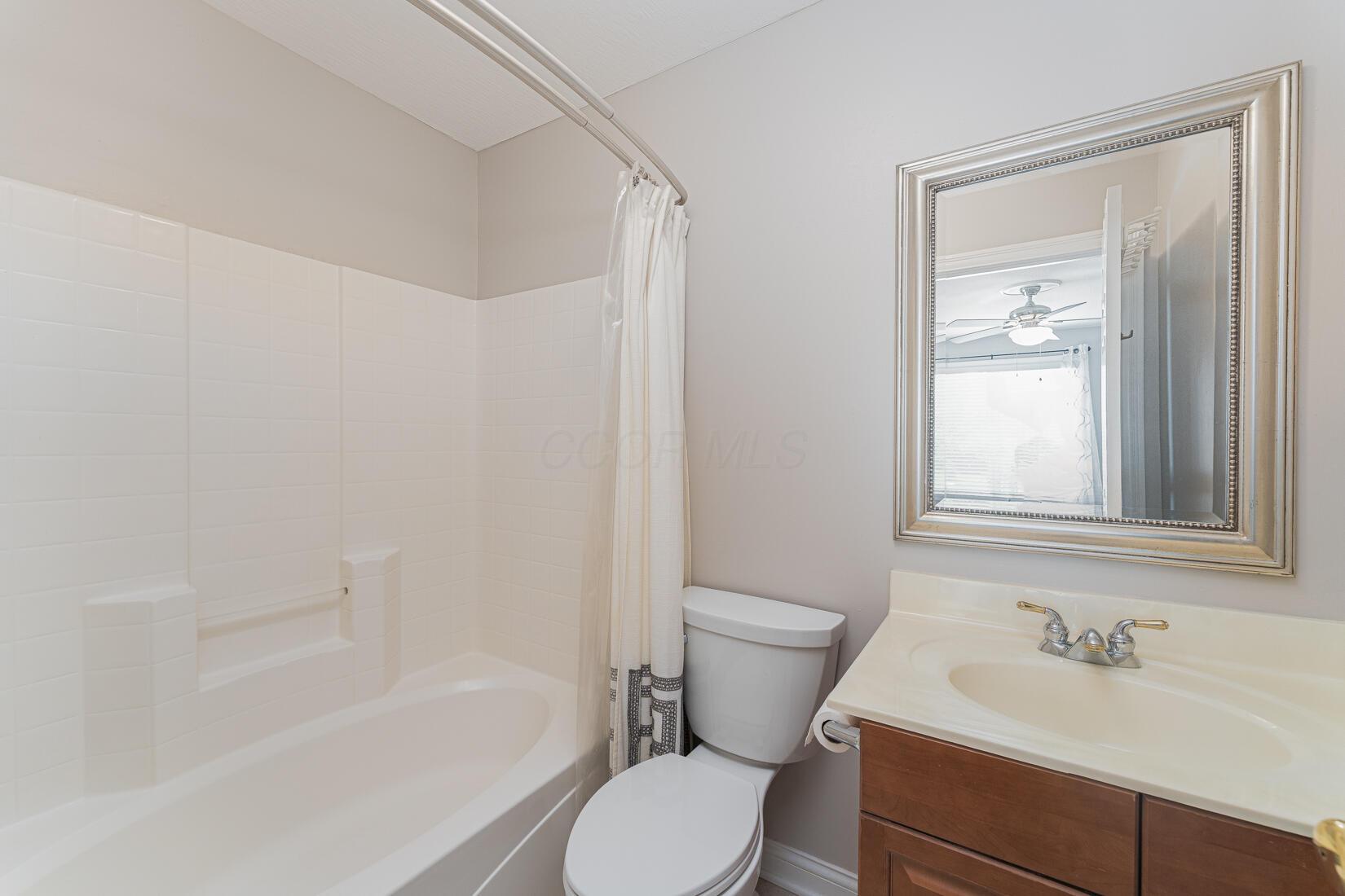 1338 Elkhorn Drive, Blacklick, Ohio image 30