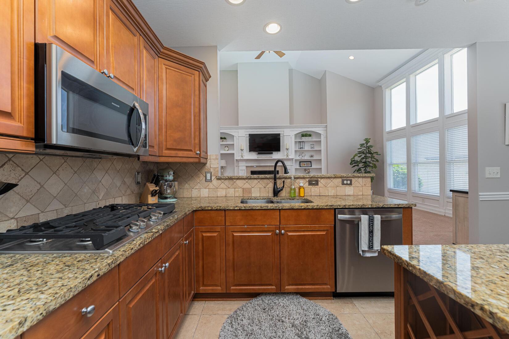 1338 Elkhorn Drive, Blacklick, Ohio image 16