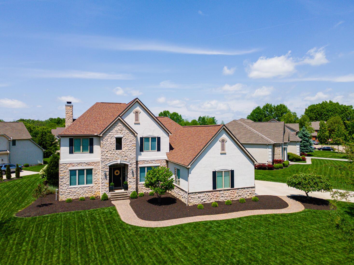 1338 Elkhorn Drive, Blacklick, Ohio image 2