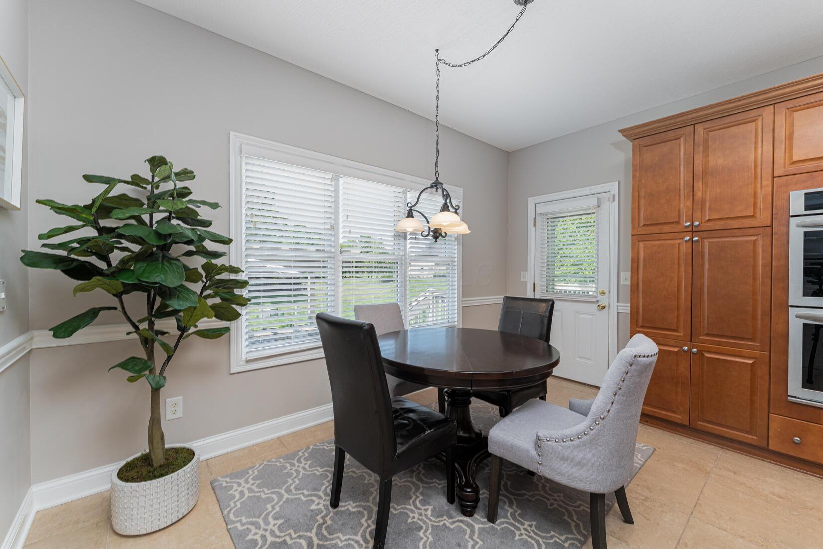 1338 Elkhorn Drive, Blacklick, Ohio image 19