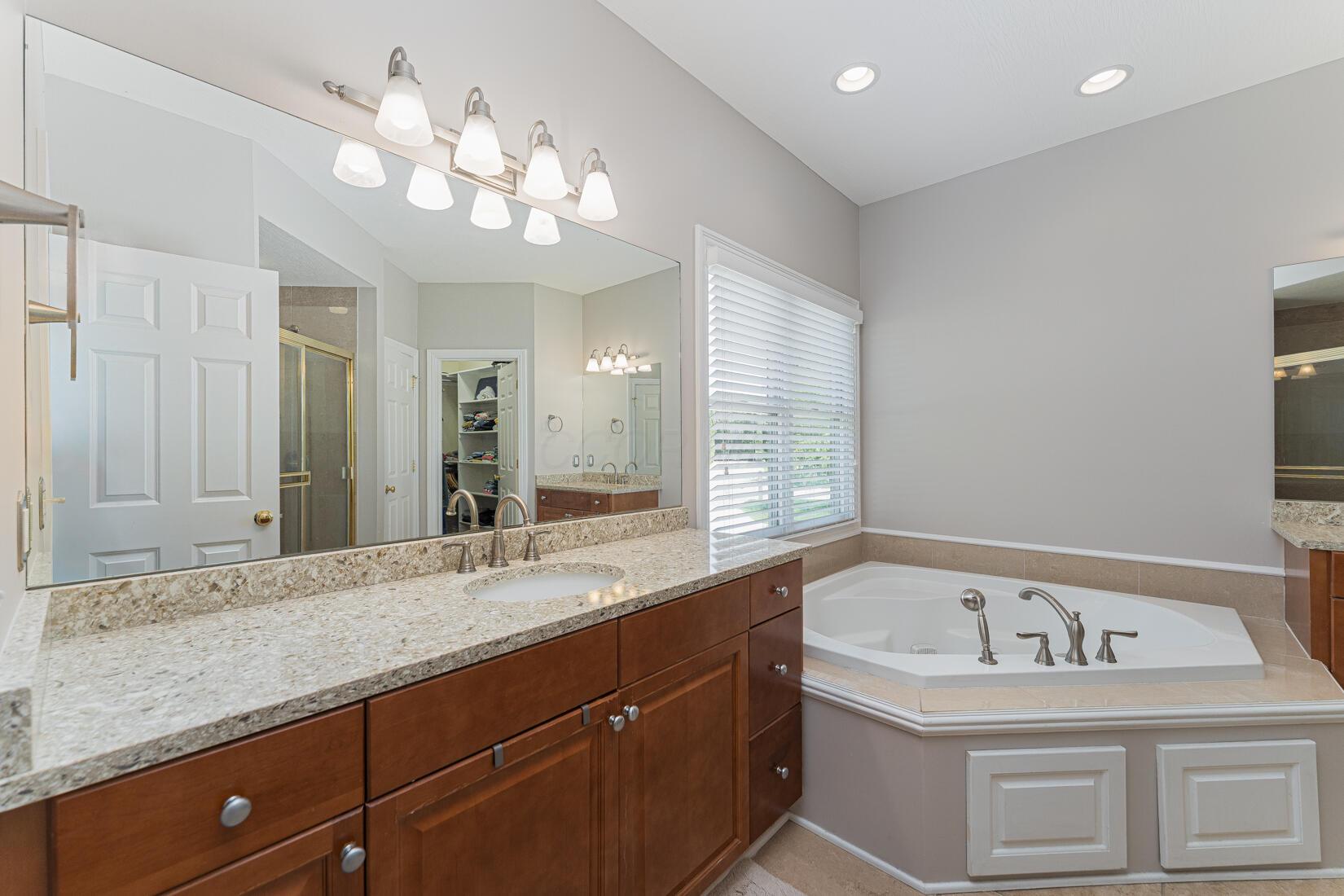 1338 Elkhorn Drive, Blacklick, Ohio image 25