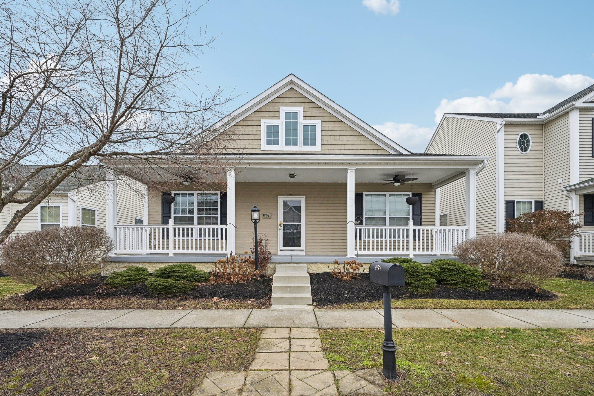 6741 Bigerton Bnd, Canal Winchester, Ohio image 1