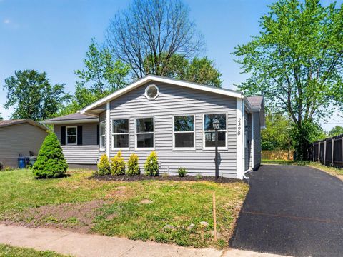 Photo of 2398 Dunkirk Drive, Columbus, OH 43219 (MLS # 226013458)