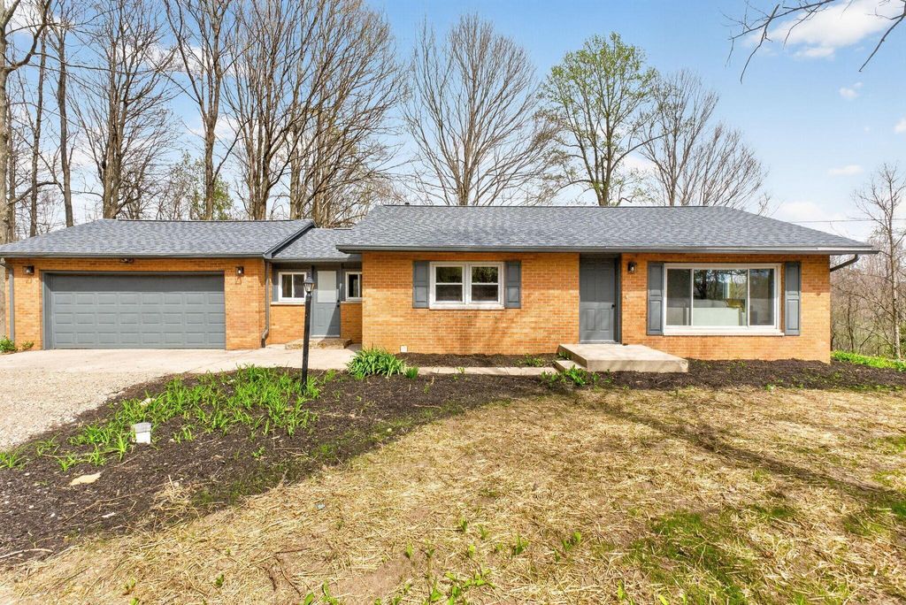 Photo of 1848 County Road 25 N, Bellefontaine, OH 43311 (MLS # 226012767)
