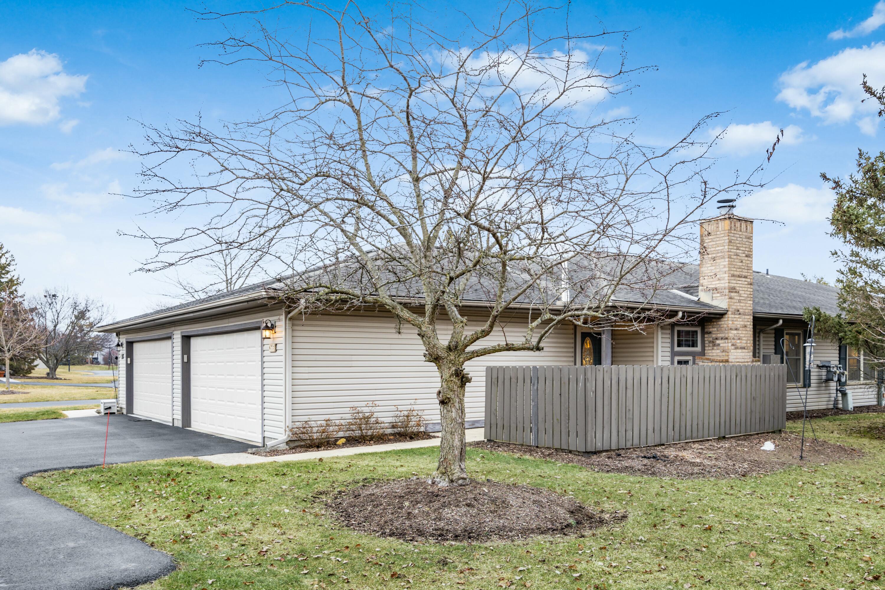 2685 Brittany Oaks Boulevard, Hilliard, Ohio image 2