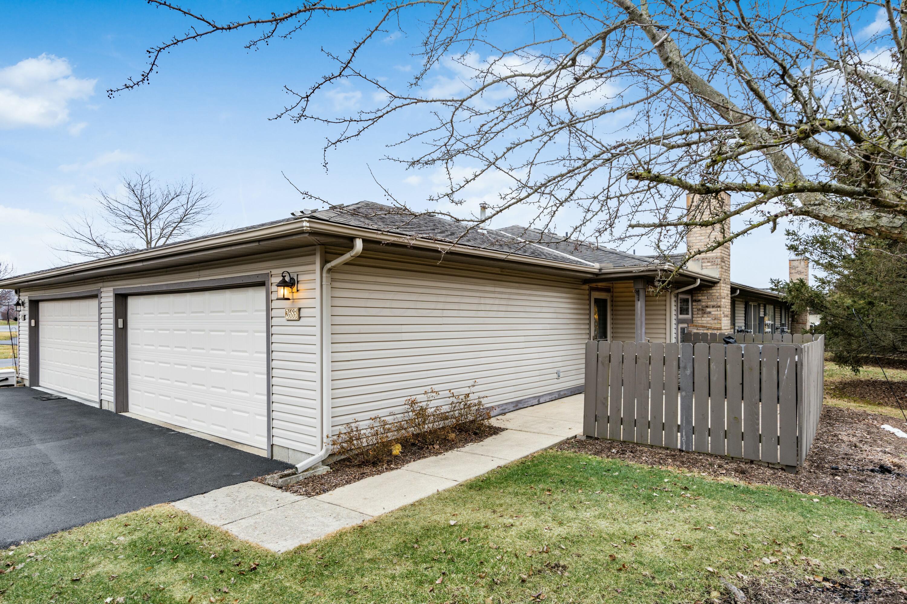 2685 Brittany Oaks Boulevard, Hilliard, Ohio image 1