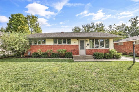 Photo of 2673 Shrewsbury Road, Columbus, OH 43221 (MLS # 226034858)
