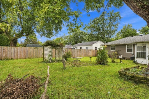 Tiny photo for 1280 Marble Drive, Columbus, OH 43227 (MLS # 226033872)