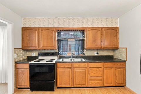 Tiny photo for 1280 Marble Drive, Columbus, OH 43227 (MLS # 226033872)