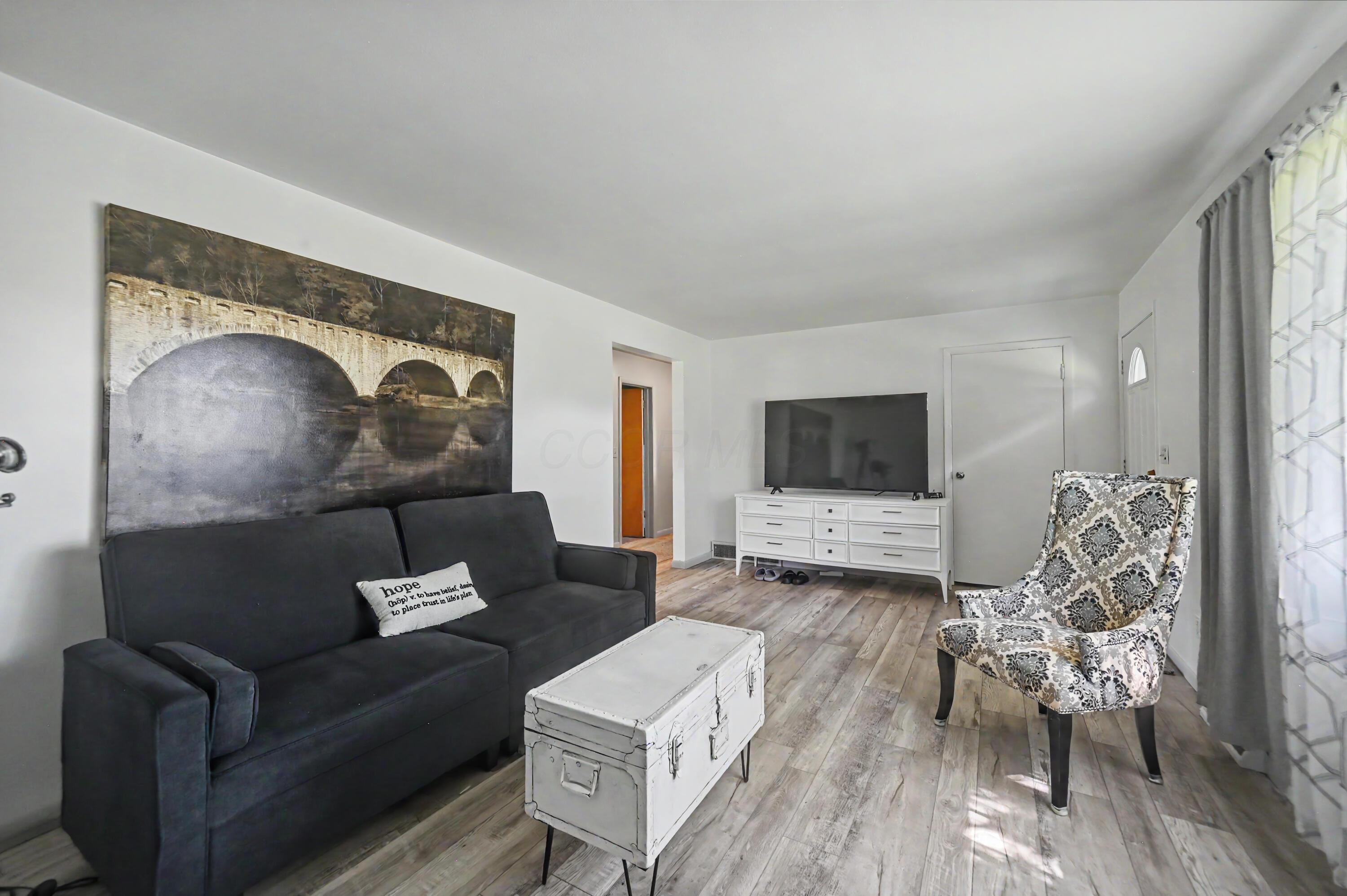 1053 Reed Road
