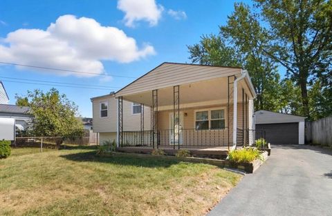 Photo of 5401 Spire Lane, Columbus, OH 43232 (MLS # 226004315)