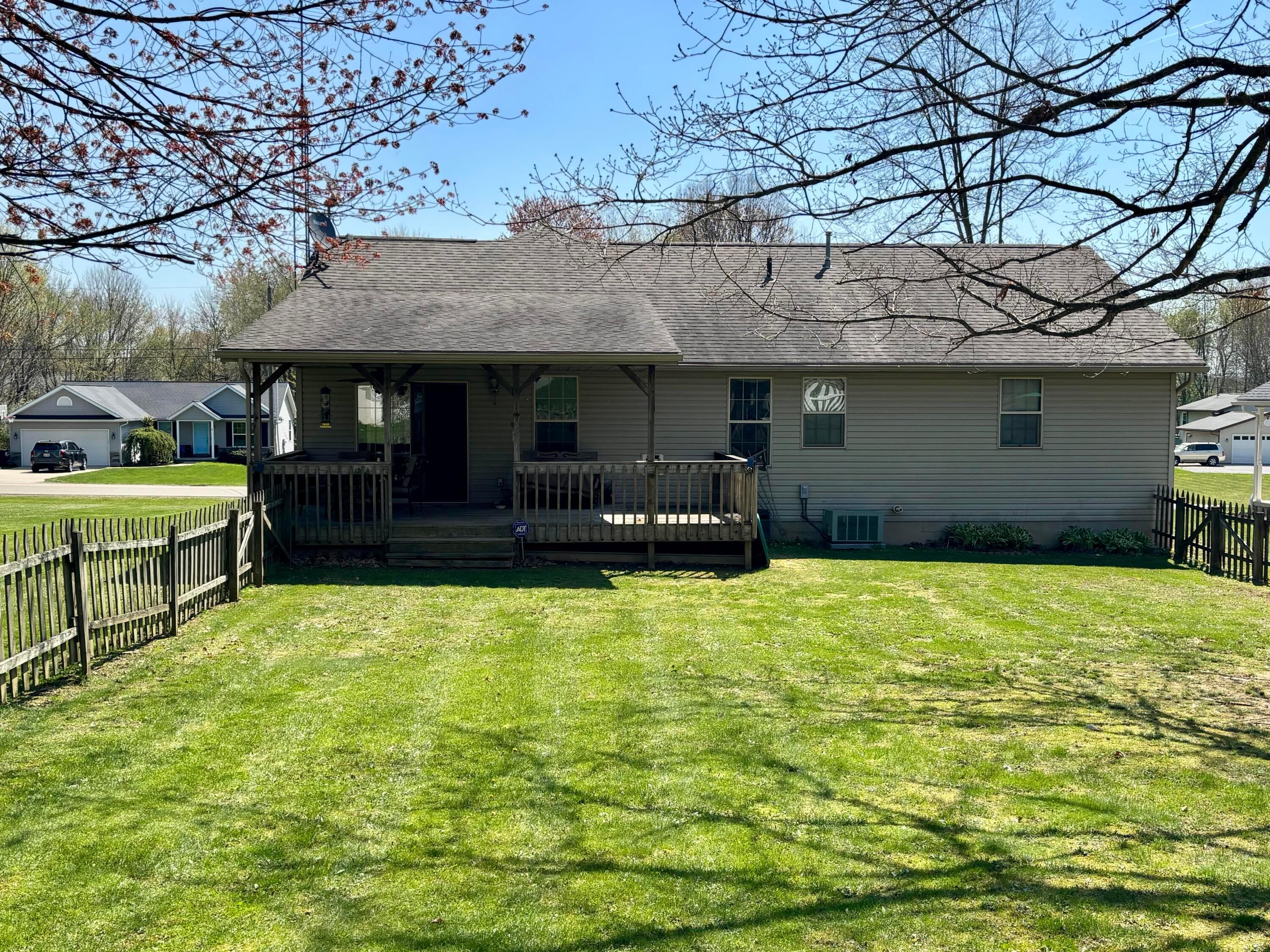3171 Apple Valley Drive, Howard, Ohio image 5