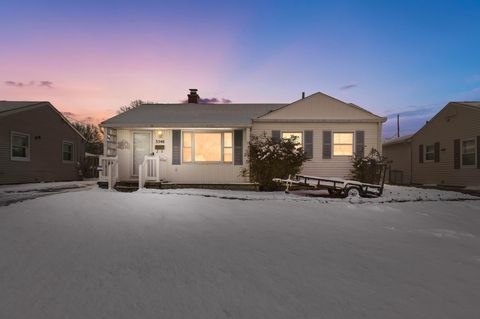 Photo of 3546 Beulah Road, Columbus, OH 43224 (MLS # 225045839)