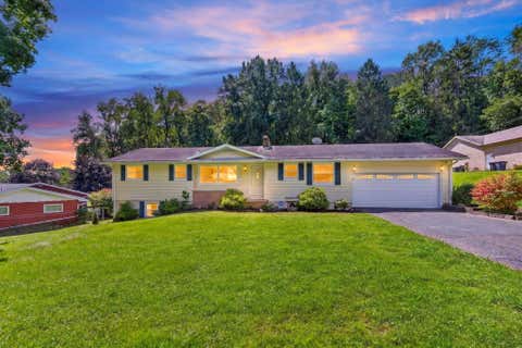 Photo of 243 Lynwood Lane, Lancaster, OH 43130 (MLS # 226032668)