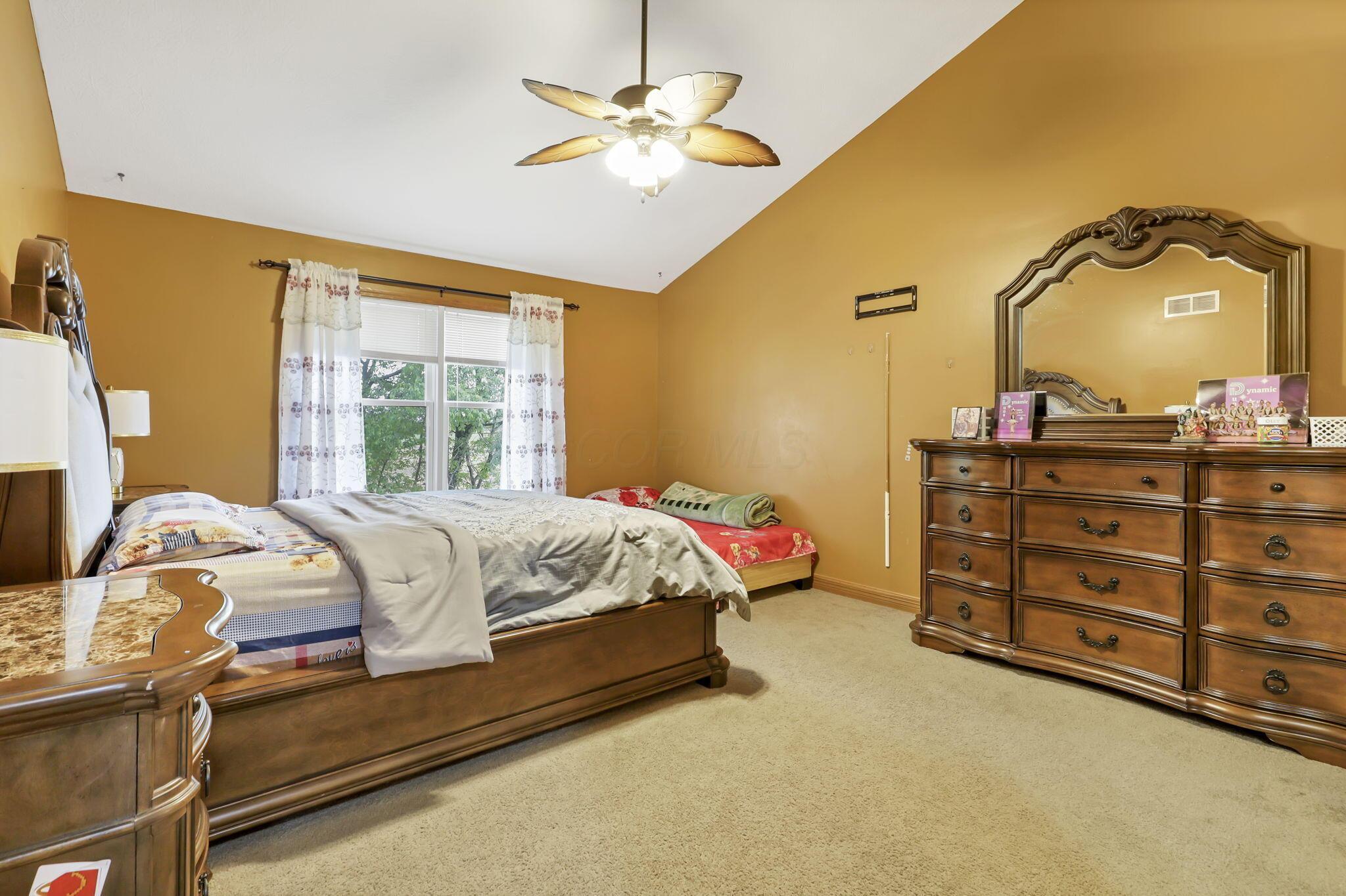 318 Linden Circle, Pickerington, Ohio image 35