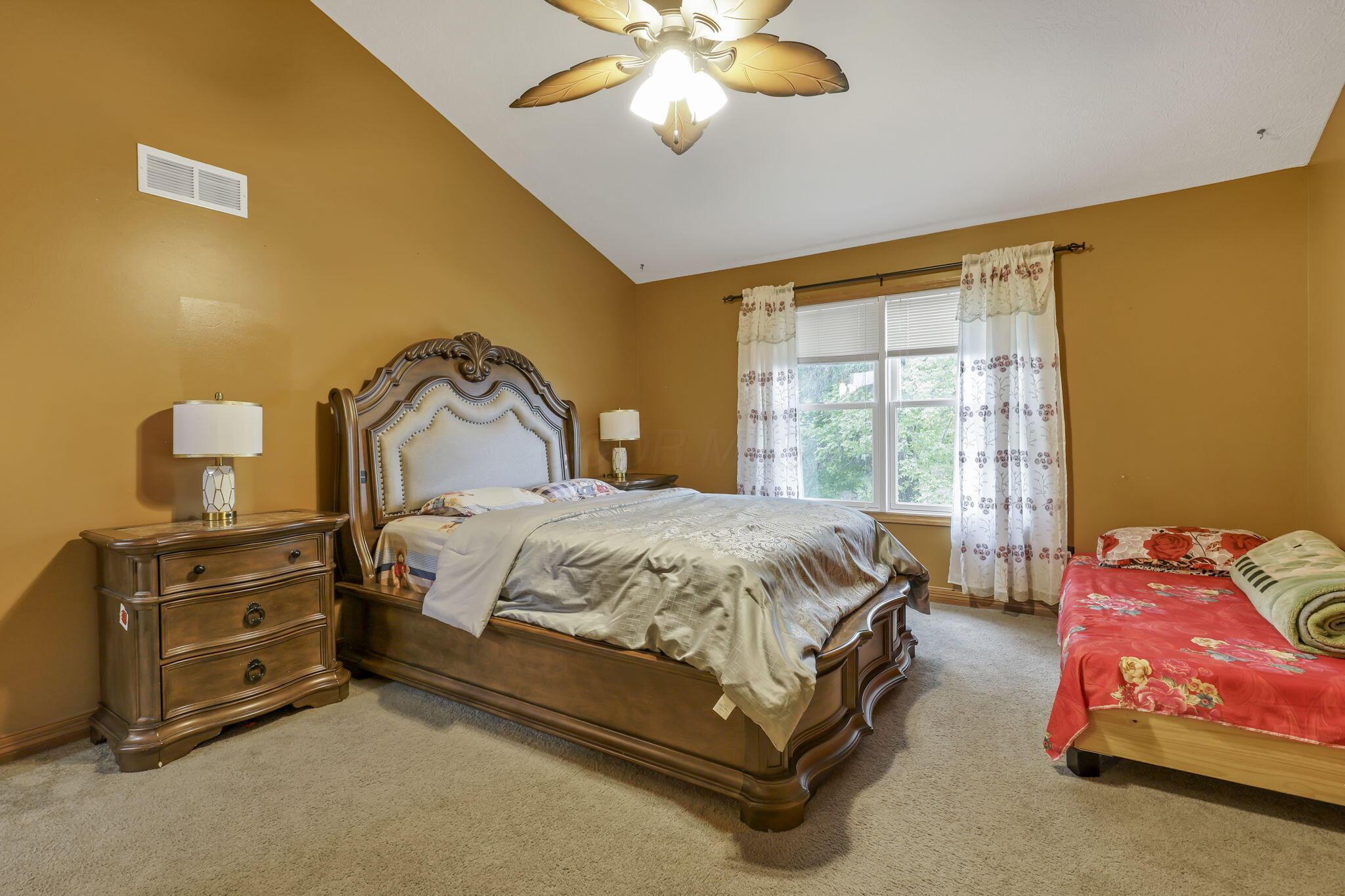 318 Linden Circle, Pickerington, Ohio image 37