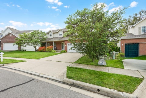 Tiny photo for 157 Shaleridge Drive, Pataskala, OH 43062 (MLS # 226036006)