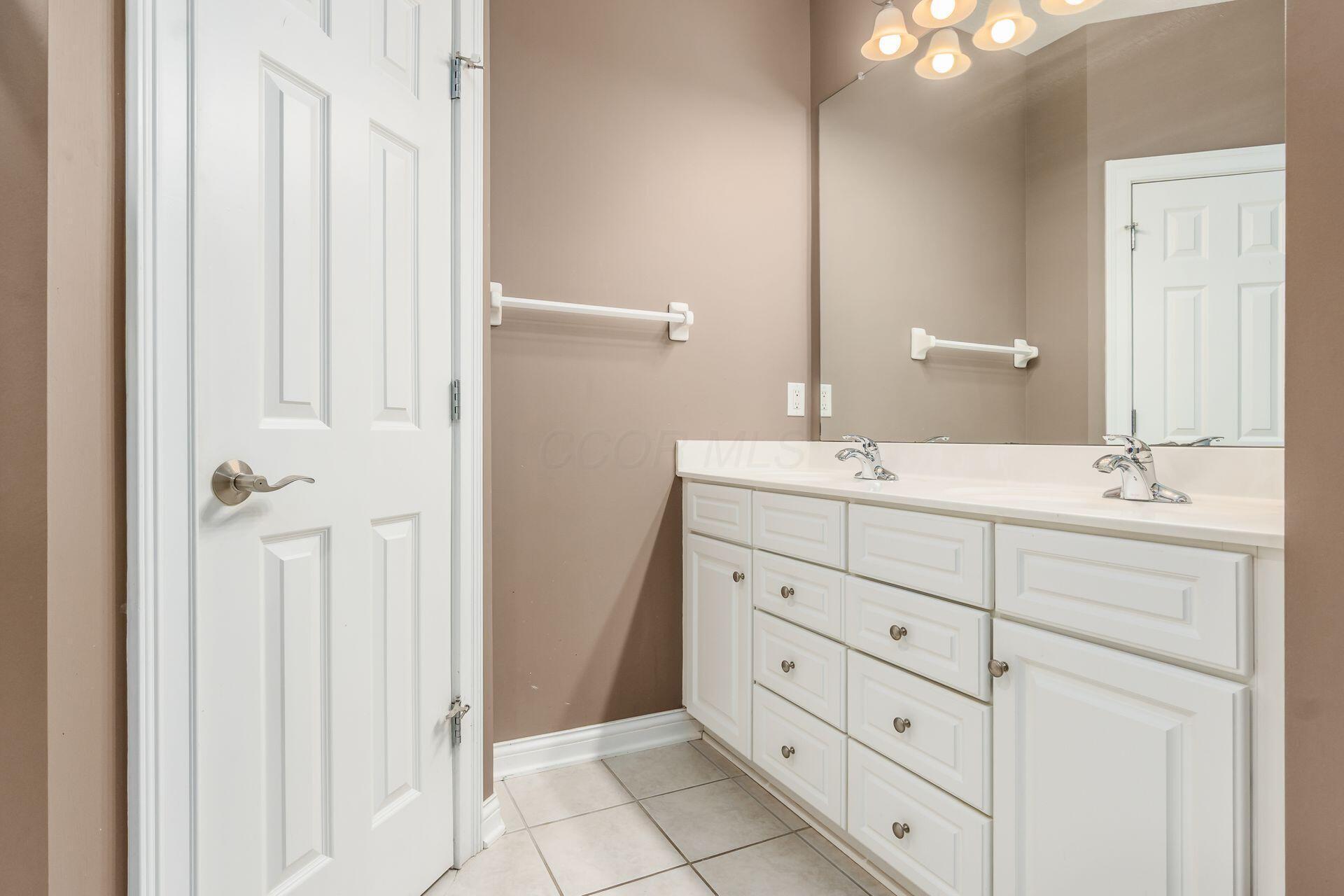 6618 Wild Rose Lane, Westerville, Ohio image 11