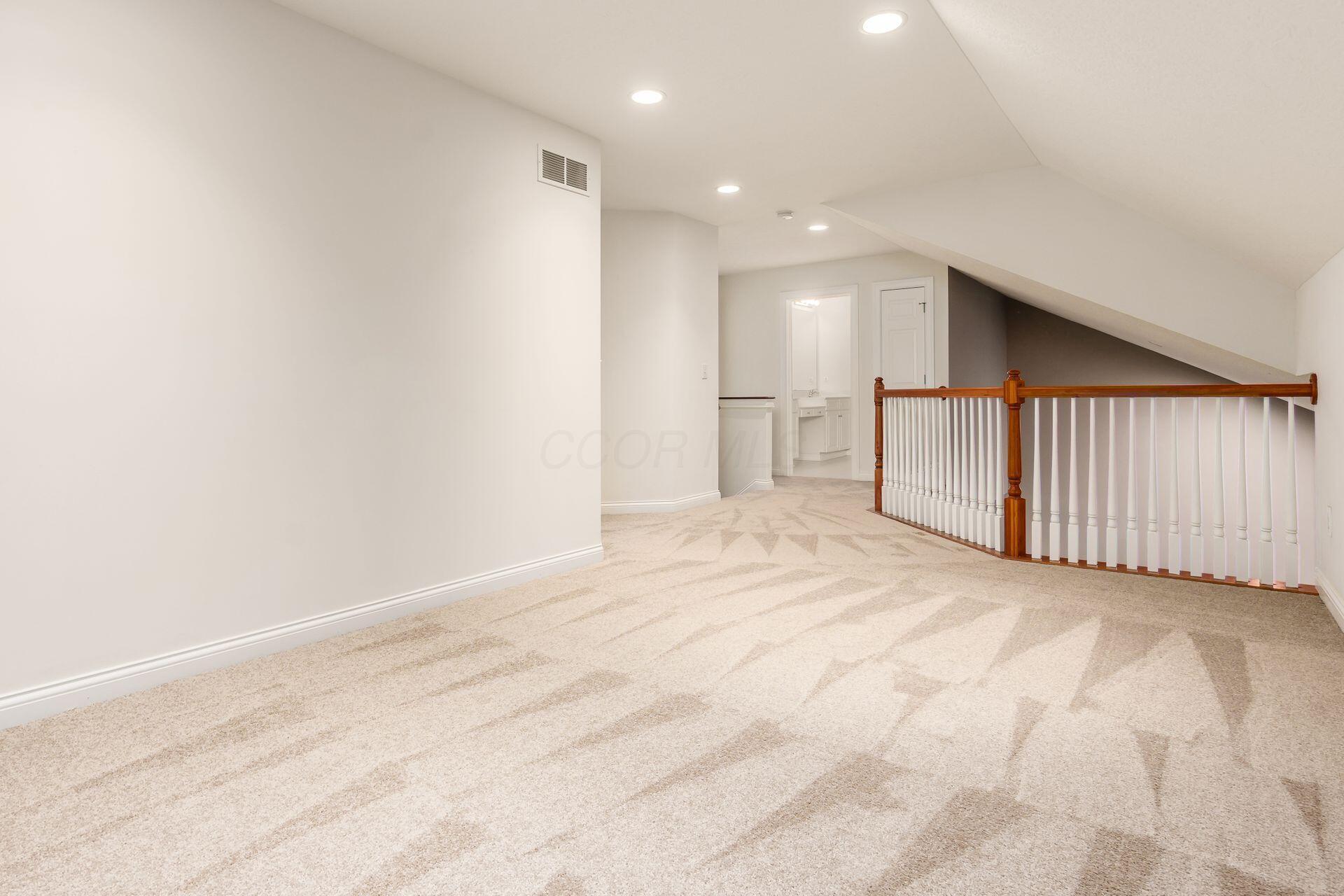 6618 Wild Rose Lane, Westerville, Ohio image 20