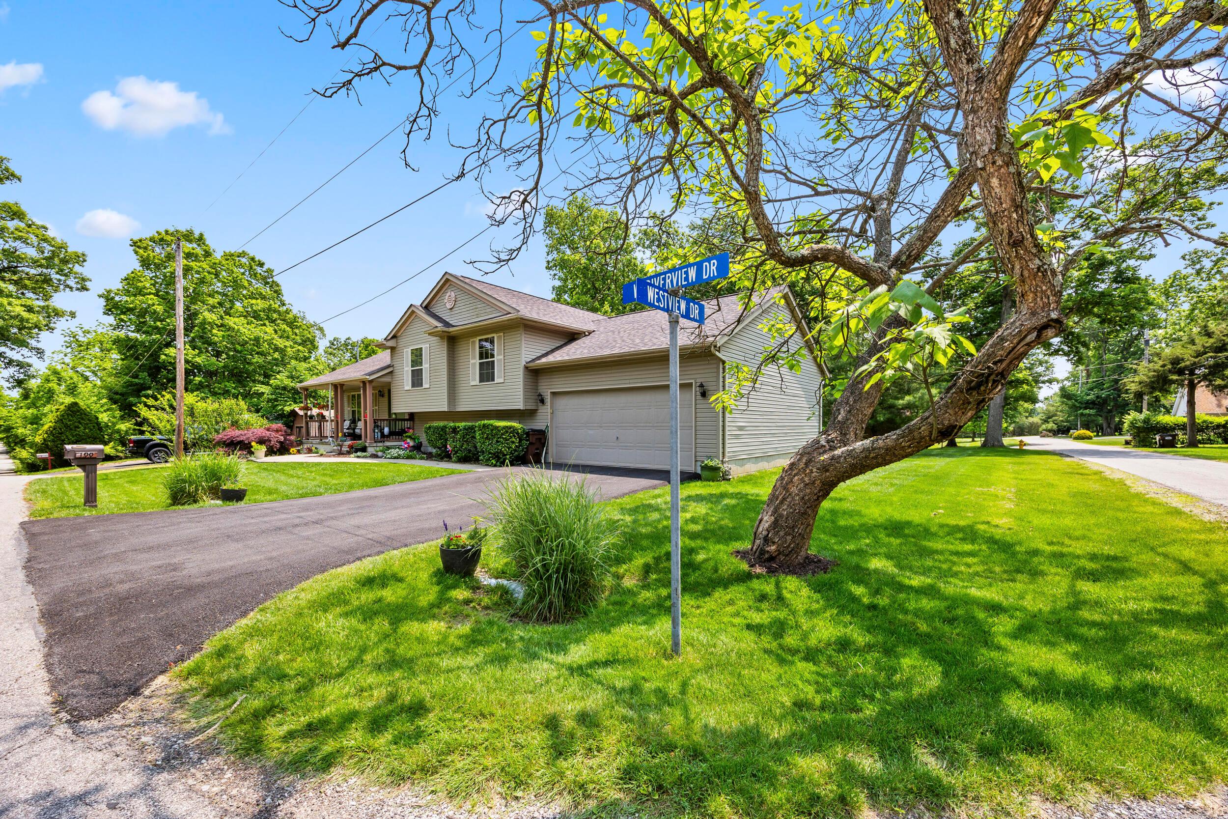 199 W Riverview Drive, Powell, Ohio image 3