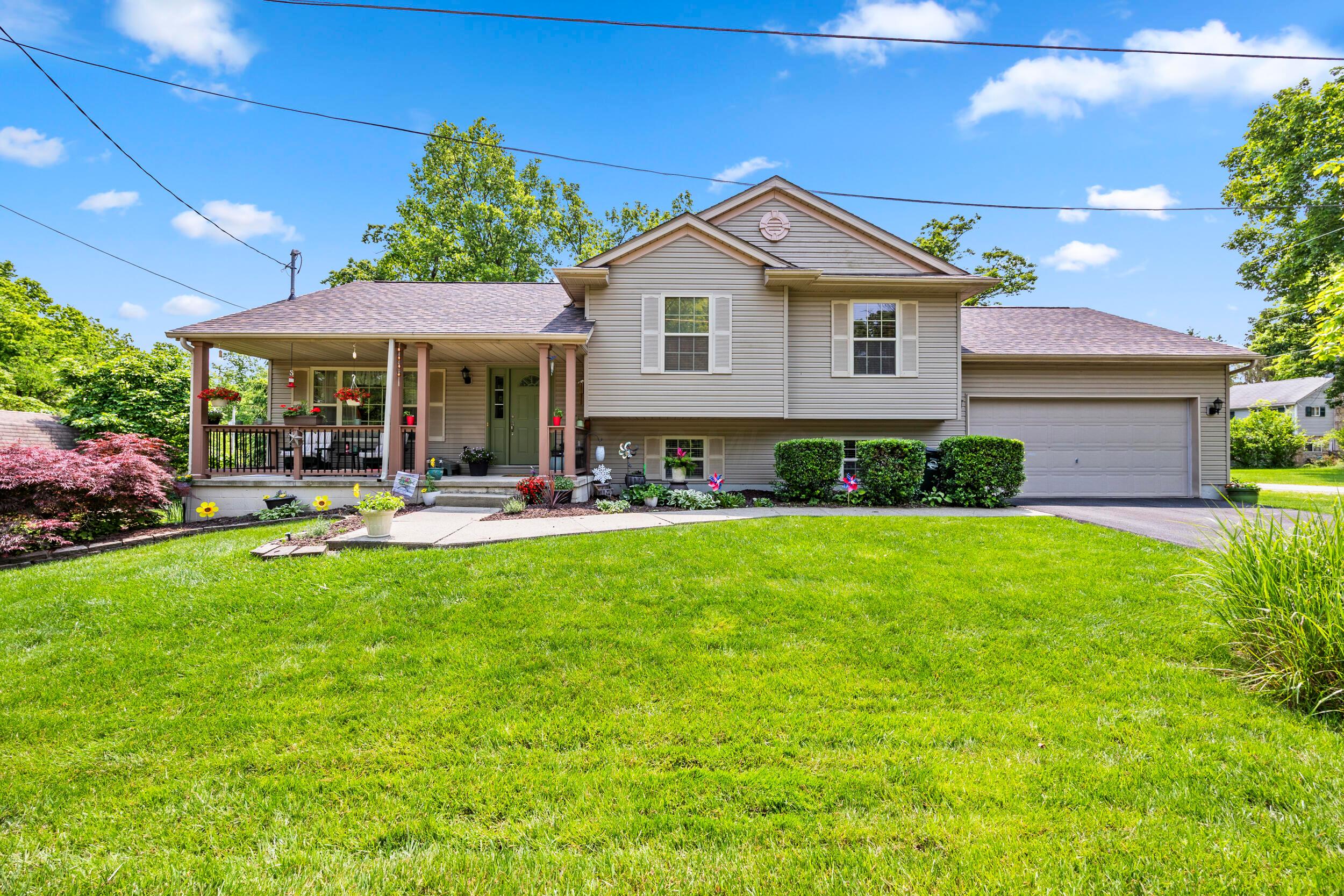 199 W Riverview Drive, Powell, Ohio image 1