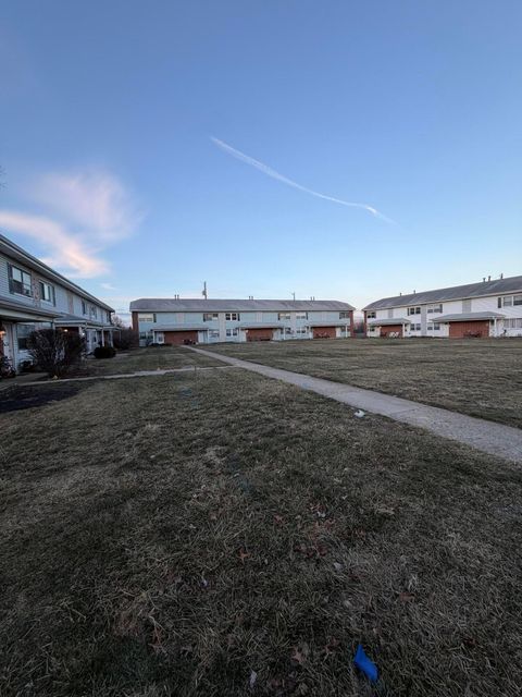 Tiny photo for 117 Buckeye Circle, Columbus, OH 43217 (MLS # 226002552)