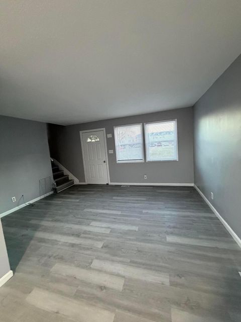 Tiny photo for 117 Buckeye Circle, Columbus, OH 43217 (MLS # 226002552)