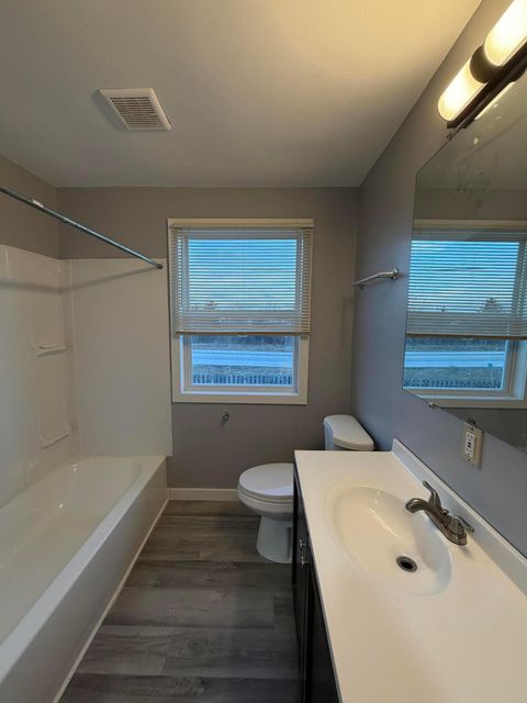 Tiny photo for 117 Buckeye Circle, Columbus, OH 43217 (MLS # 226002552)